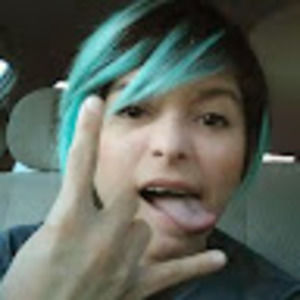 Meet your Posher, Eva